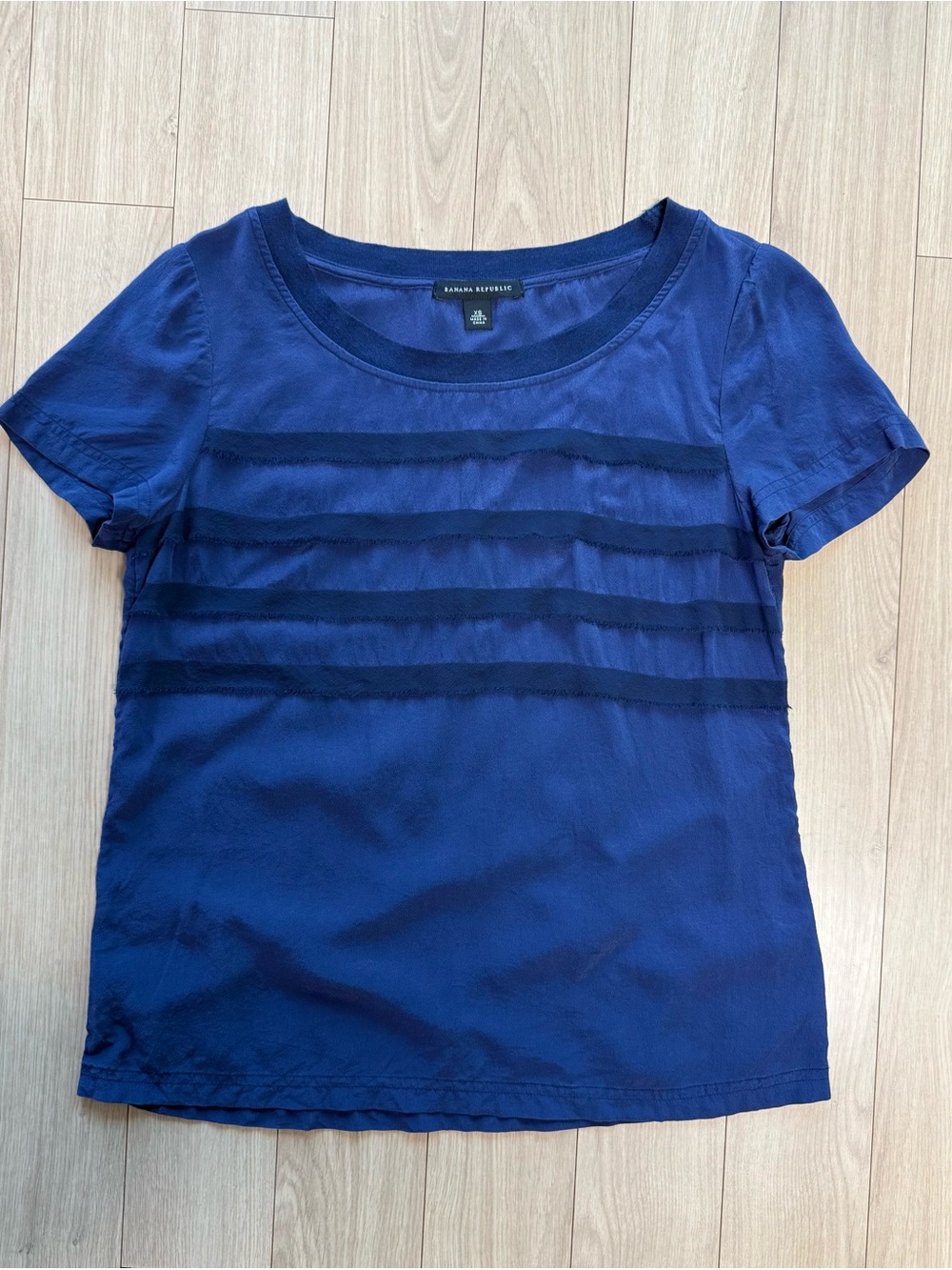 Banana Republic Navy Short Sleeve Sheer-Stripe Tee